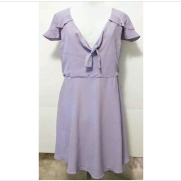 entro Dresses & Skirts - Entro Blouson Cap Sleeve Tie Scoop Neck Polyester